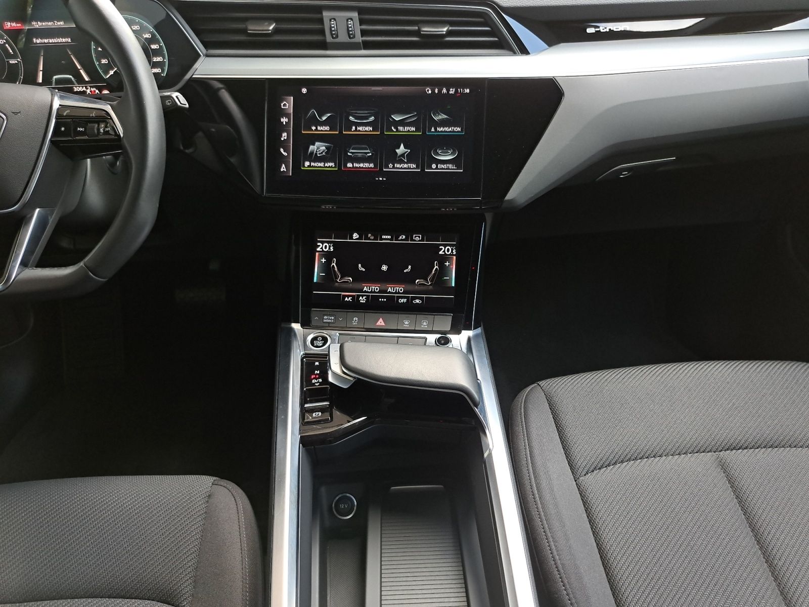 Audi Q8 e-tron - Bild 23