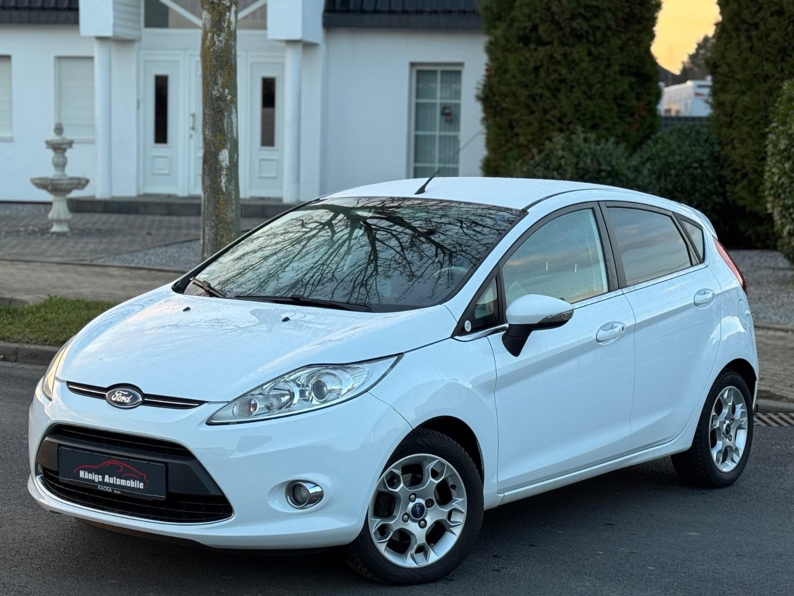 Ford Fiesta Titanium*1 HAND*SERVICE NEU*