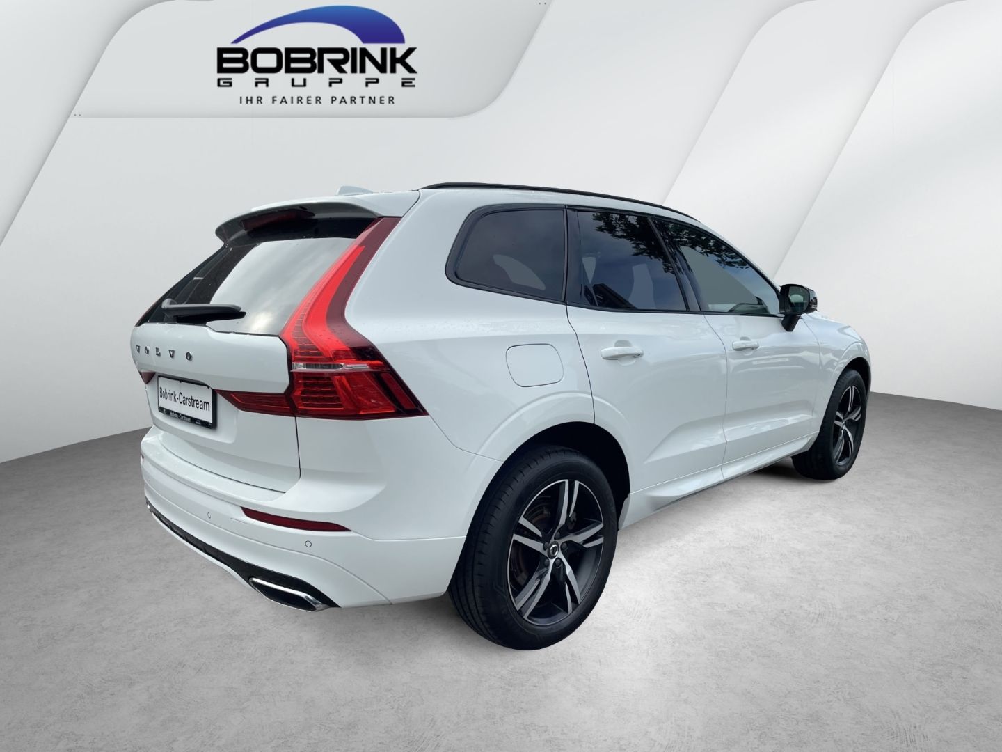 Volvo XC60 R Design B5 Mild-Hybrid 2.0 Geartronic AHK foto 3
