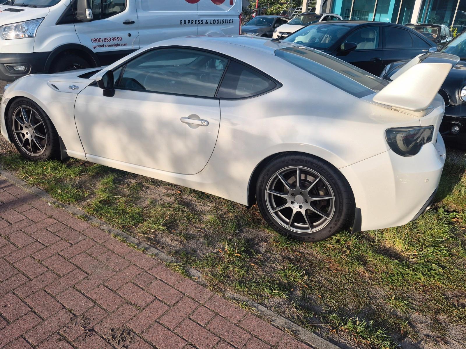 Toyota GT86 2.0 | 200 ch | BVM | Xénon | Différentiel autobloquant | Climatisation automatique | Régulateur