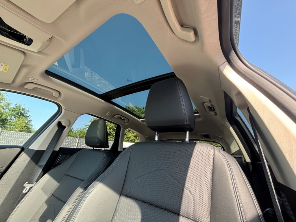 BMW X1 20dsDrive xLine Glasdach AHK el. Har/Kar Navi foto 15