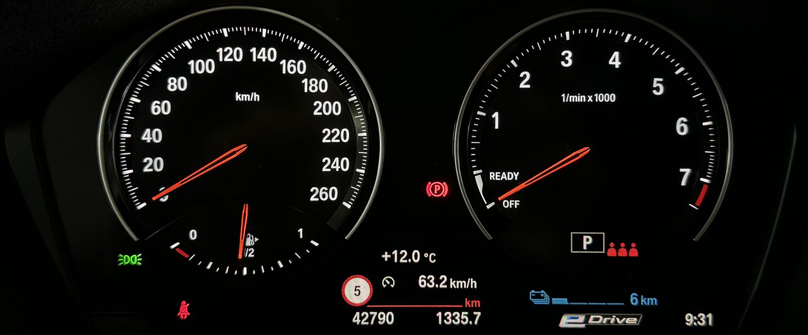 Fahrzeugabbildung BMW X2 xD25e M Sport Kamera HUD DAB Navi+ Alarm19"