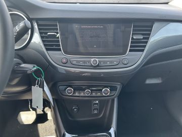 Opel Crossland mit Elegance-Paket +Navi+Kam.+LED