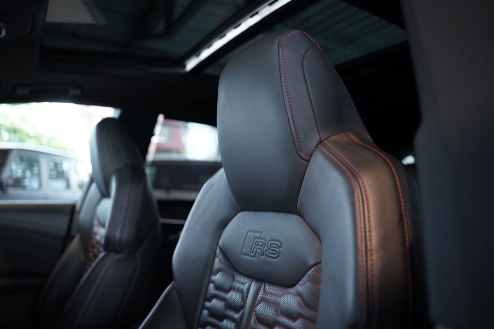 Audi Rsq8