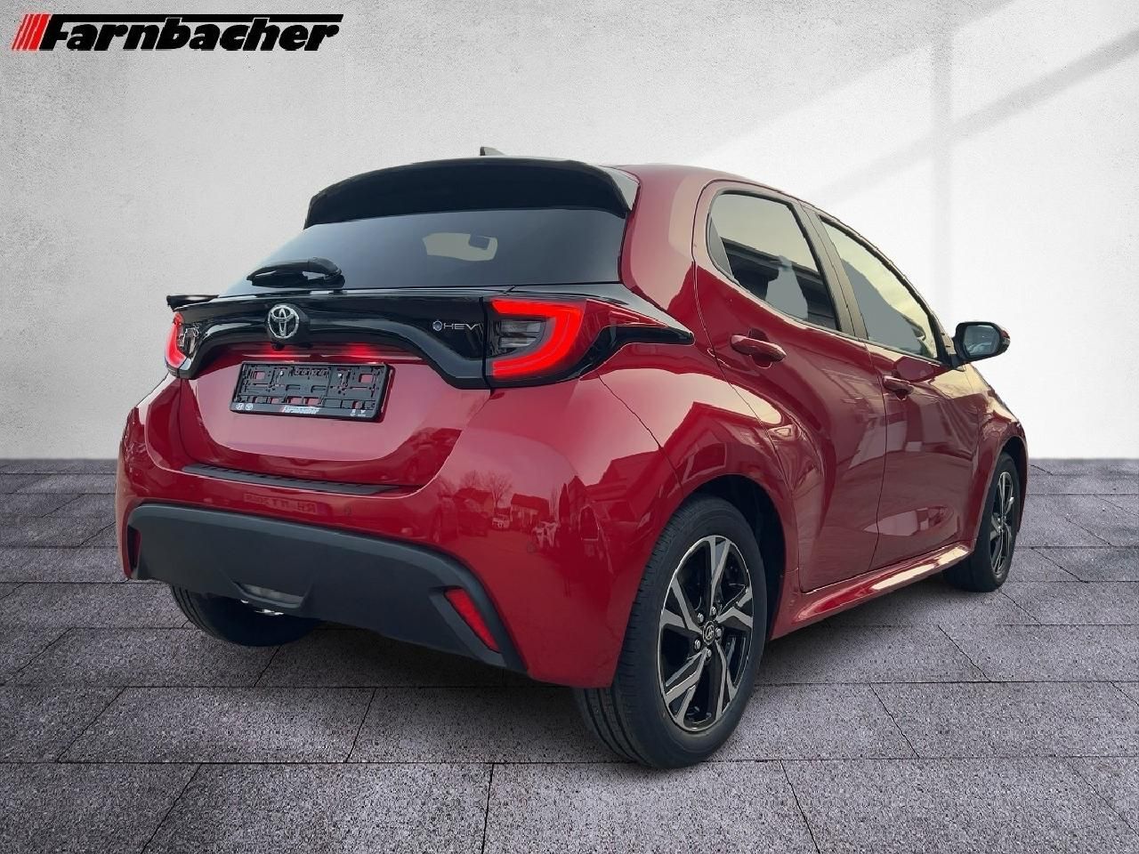 Fahrzeugabbildung Toyota Yaris Hybrid 1,5 Teamplayer *Safety+Comfortpaket