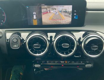 Bild 13 Mercedes-Benz CLA 180 CLA 180d SB*2.0D*STAND-HZ*CARPLAY*NIGHT-P*1.HD*