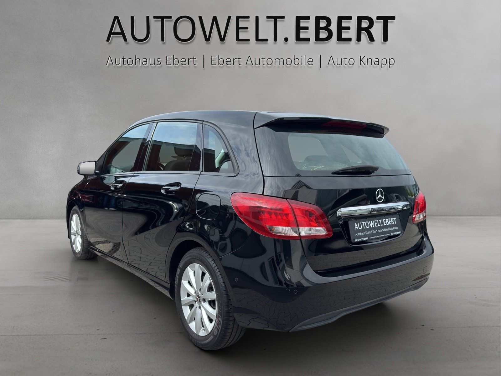 Fahrzeugabbildung Mercedes-Benz B 200 d 7G COMAND Totwinkel SHZ SpiegelPkt PTS