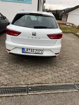 Seat Leon 1.6 TDI 85kW FR DSG FR - Seat Leon mit Diesel-Antrieb: Standheizung, Limousine