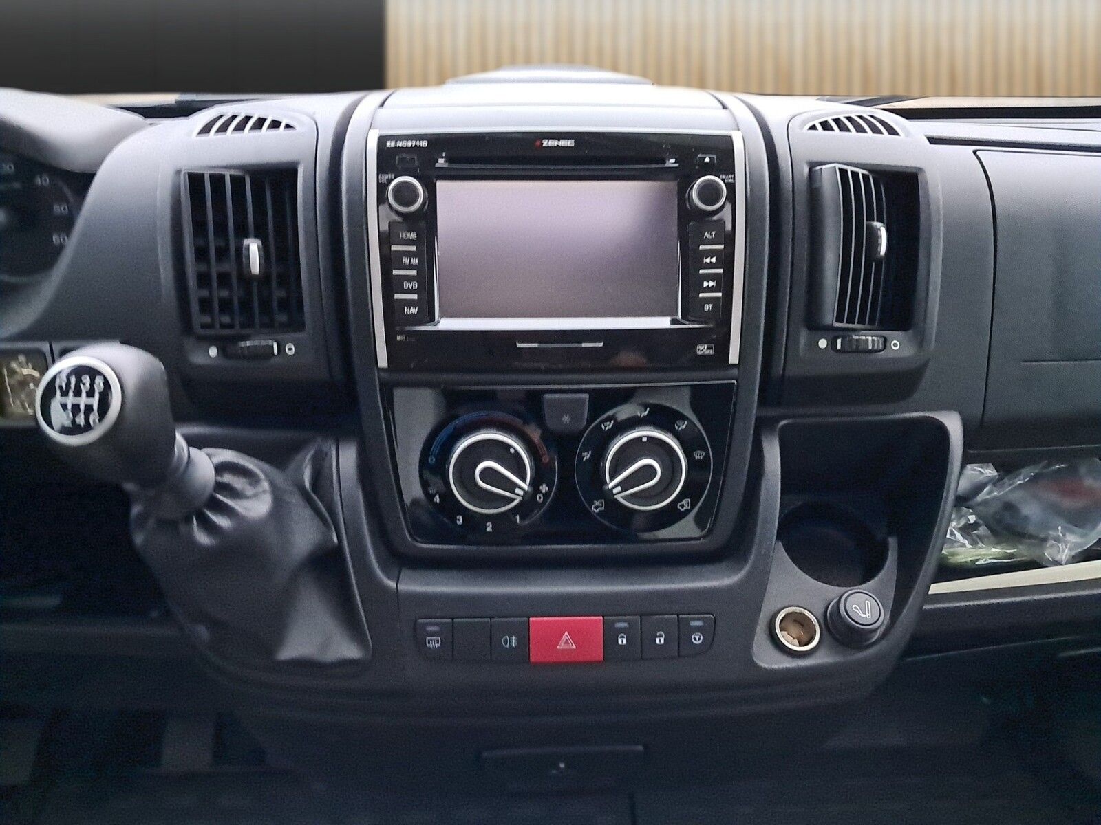 Fahrzeugabbildung Elnagh King 530 Markise,Sat,RFK,Backofen,Allwetterreife