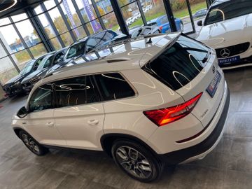 Skoda Kodiaq Scout 4x4 *2. Hand*Panorama*360°-Kamera*