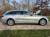 Mercedes-Benz C 250 d T Exclusive-PDC-LED-Navi-Assistenten - Mercedes-Benz C 250 mit Diesel-Antrieb: Kombi