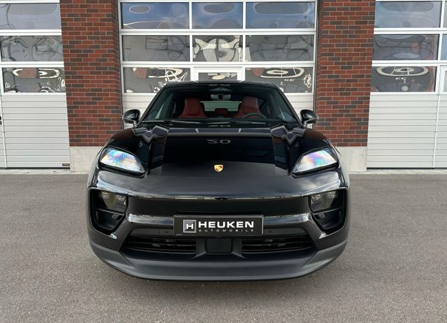 Porsche Macan 4 BOSE Pano AHK Luft Chrono 22"