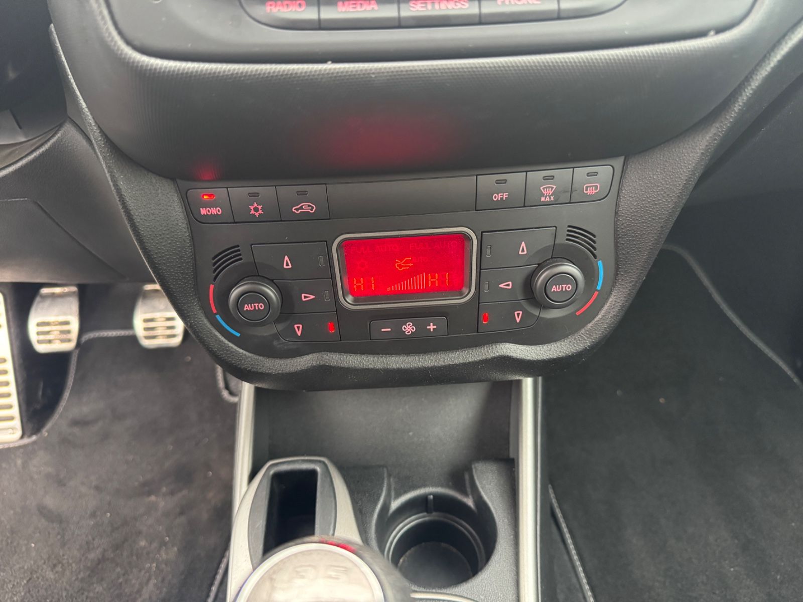 Fahrzeugabbildung Alfa Romeo MiTo Super KLIMA TEMPOMAT AHK