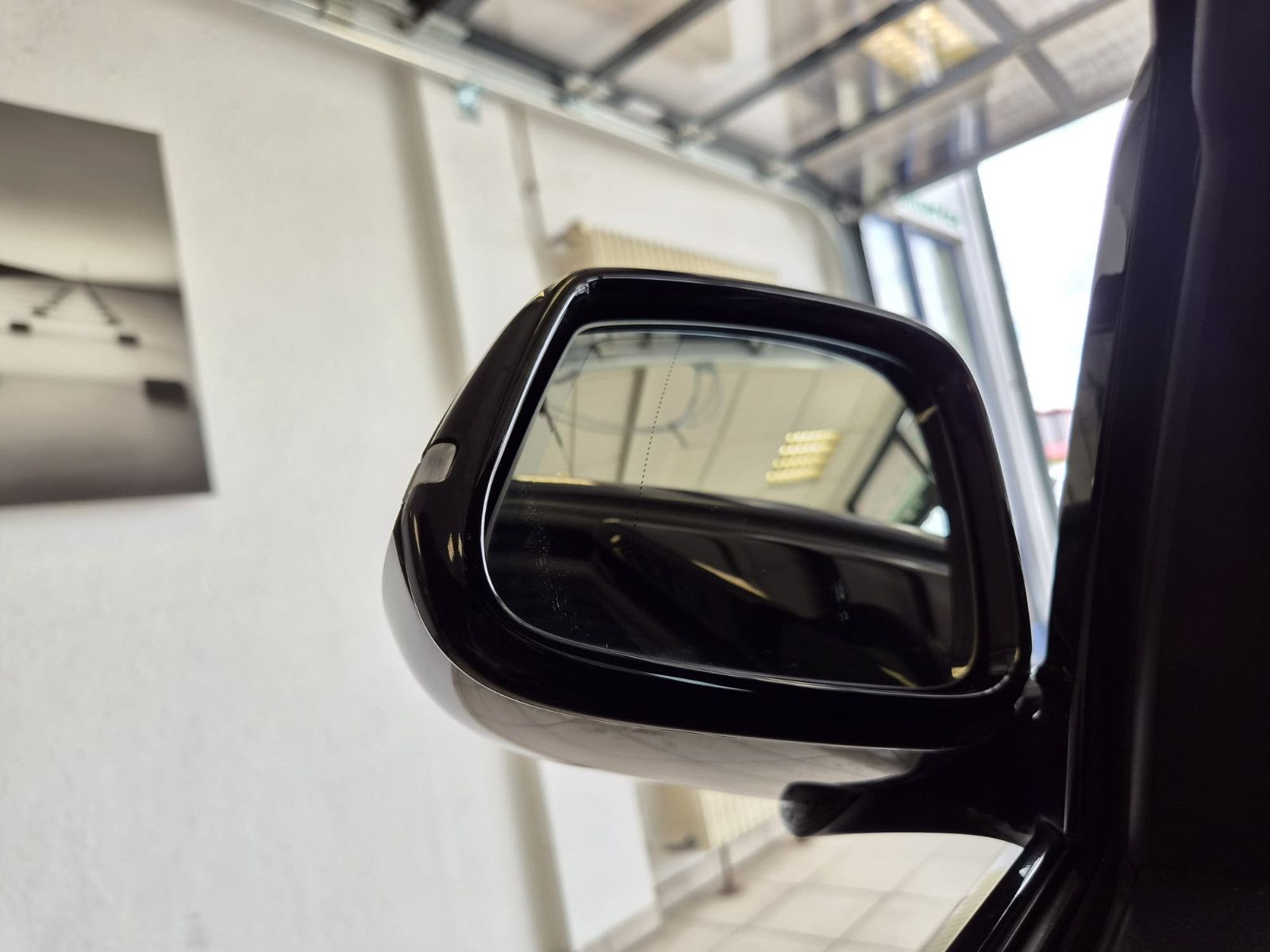 Fahrzeugabbildung BMW 120i Edition Sport Line Shadow/NAVI / AUTOMATIK