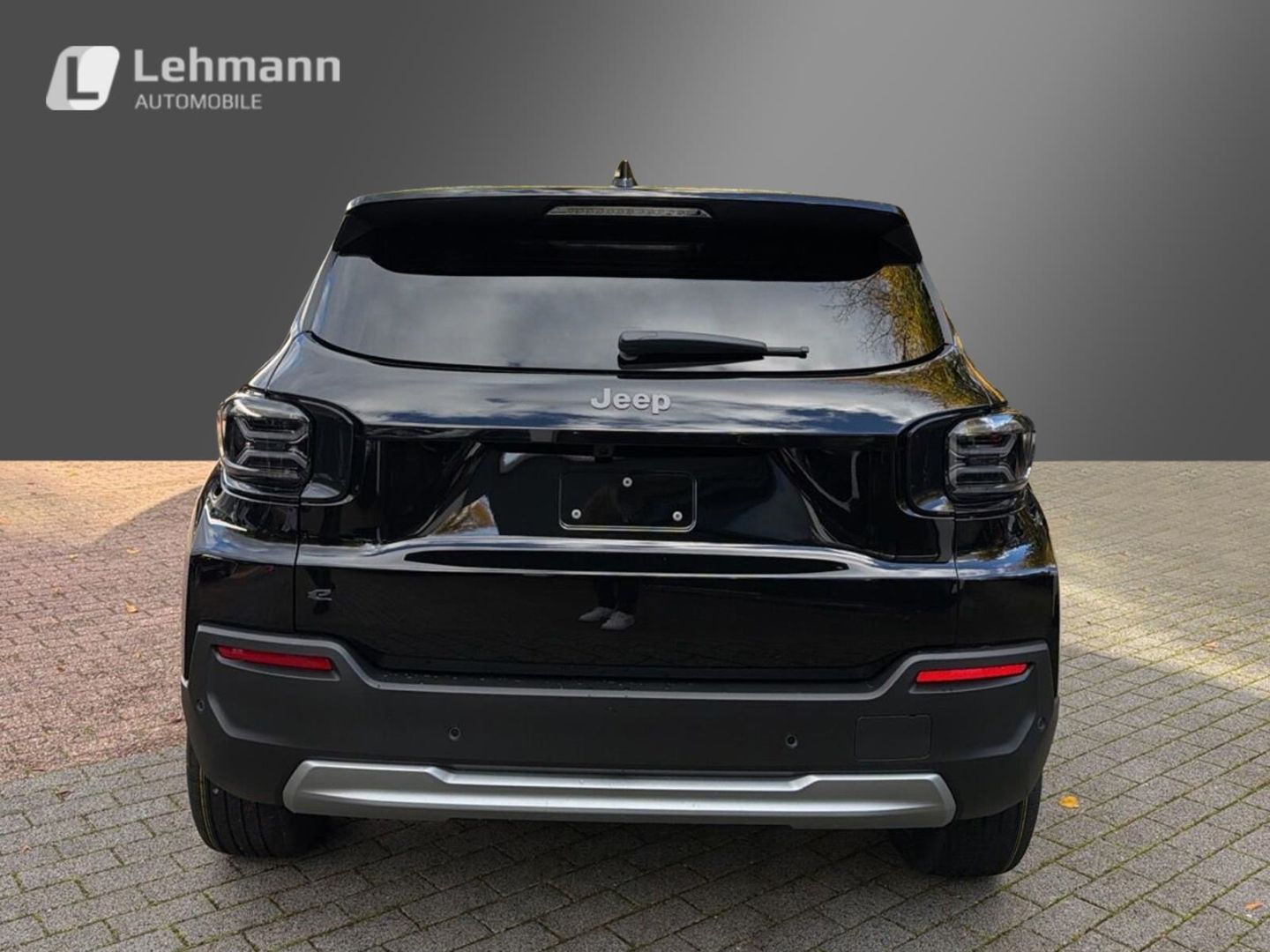 Fahrzeugabbildung Jeep Avenger Summit Elektro Leder Panoramadach MY2027