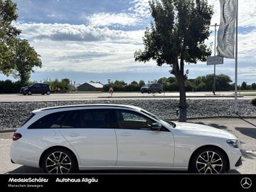 Mercedes E 200 - 8