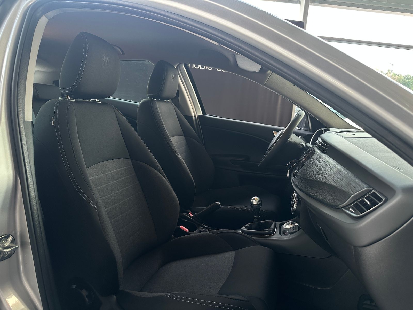 Fahrzeugabbildung Alfa Romeo Giulietta TÜV neu 9/2028 KLIMA NAVI ALU DAB