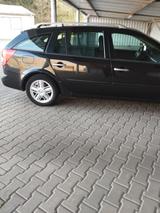 Renault Laguna Grandtour Initiale 2.0 dCi FAP 110kW ... - Renault Laguna aus 2007: Grandtour