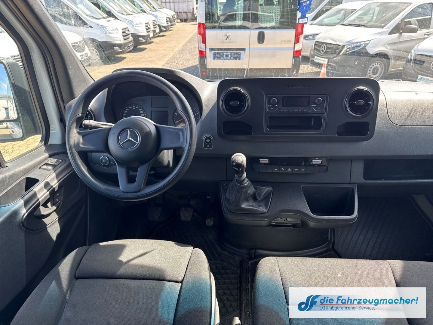 Fahrzeugabbildung Mercedes-Benz Sprinter MIXTO 315CDI DoKa L2H1 *SEITENSCHADEN