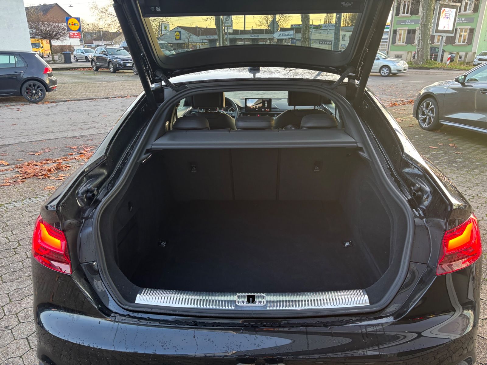 Fahrzeugabbildung Audi A5 Sportback 35 TFSI Sportpaket