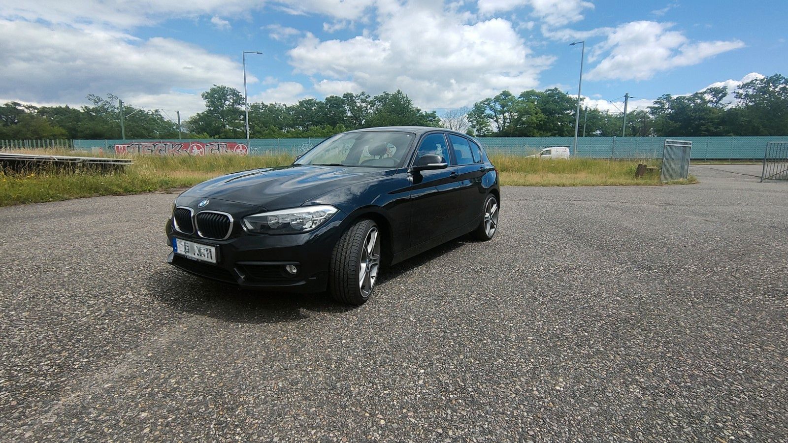 BMW 116i Advantage inkl. sportlicher Felgen