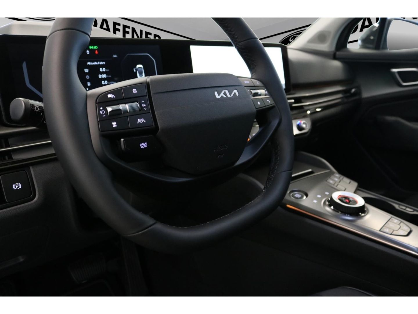 Fahrzeugabbildung Kia Sportage Spirit HUD Panoramadach Navi 360 Kamera