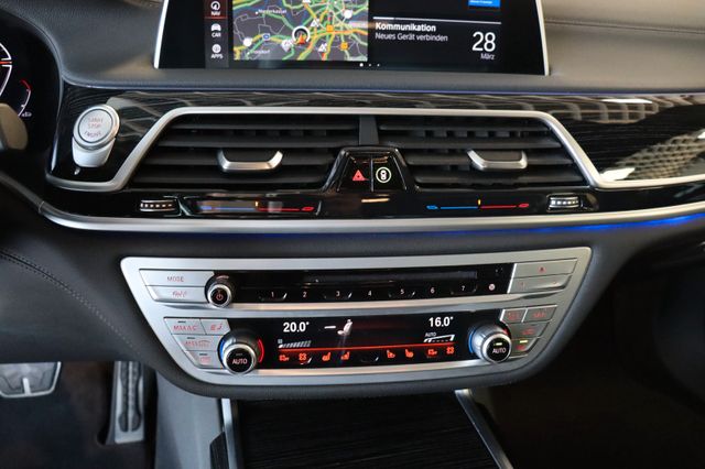 Fahrzeugabbildung BMW 730 d xDrive M Sportpaket|CARBON-CORE|360°|H-UP|