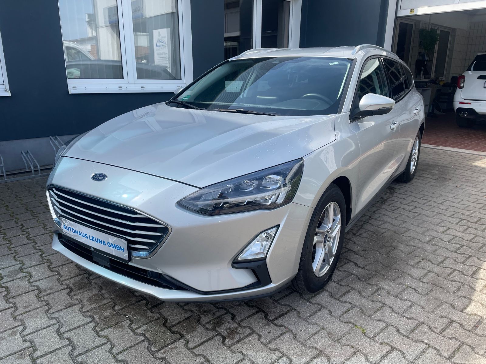 Ford Focus Kombi 125Ps Titanium LED/WiPA/NAV/Climatr. imagem 3