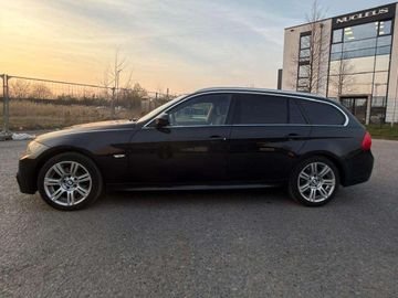 BMW 320 - 3