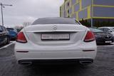 Mercedes-Benz E220 d Avantgarde 9G-Tronic Panorama Kamera Navi - mit Diesel-Antrieb: Fernlichtassistent, Limousine