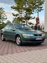 Opel Vector B - gebrauchte Opel Vectra aus dem Jahr 1999