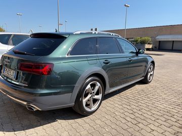 Audi A6 Allroad - 4