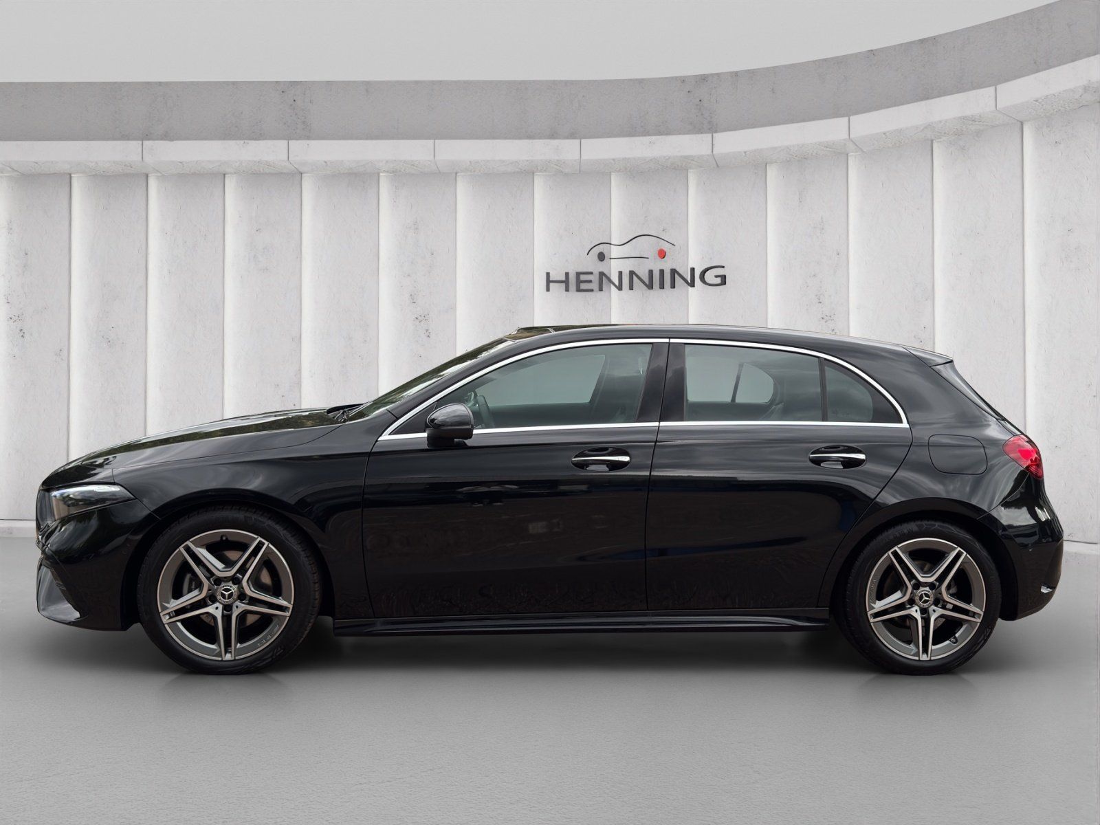 Mercedes-Benz A 200 d AMG Panorama Kamera Ambiente LED LHZ 18" imagem 2