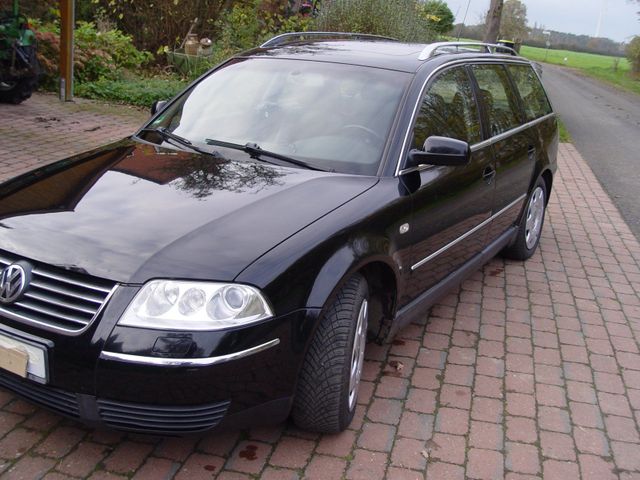 Volkswagen VW Passat; Kombi; 2,5TDI; AHK