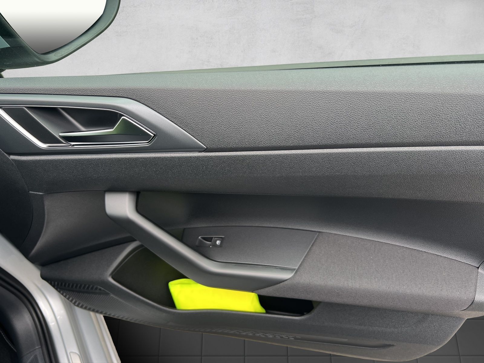 Taigo R-Line 1.0 TSI DSG IQ.Light*ACC*Navi