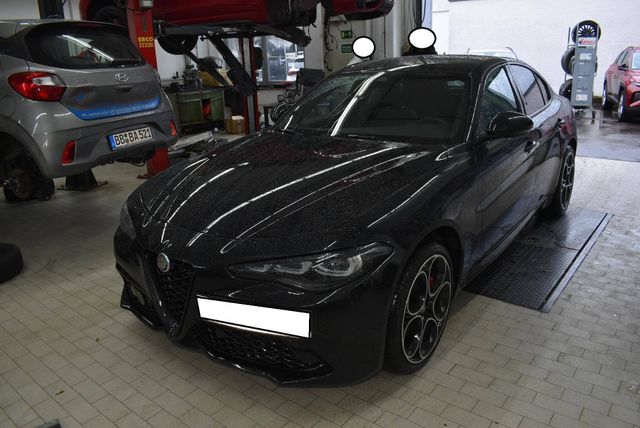 Alfa Romeo Giulia Competizione Q4