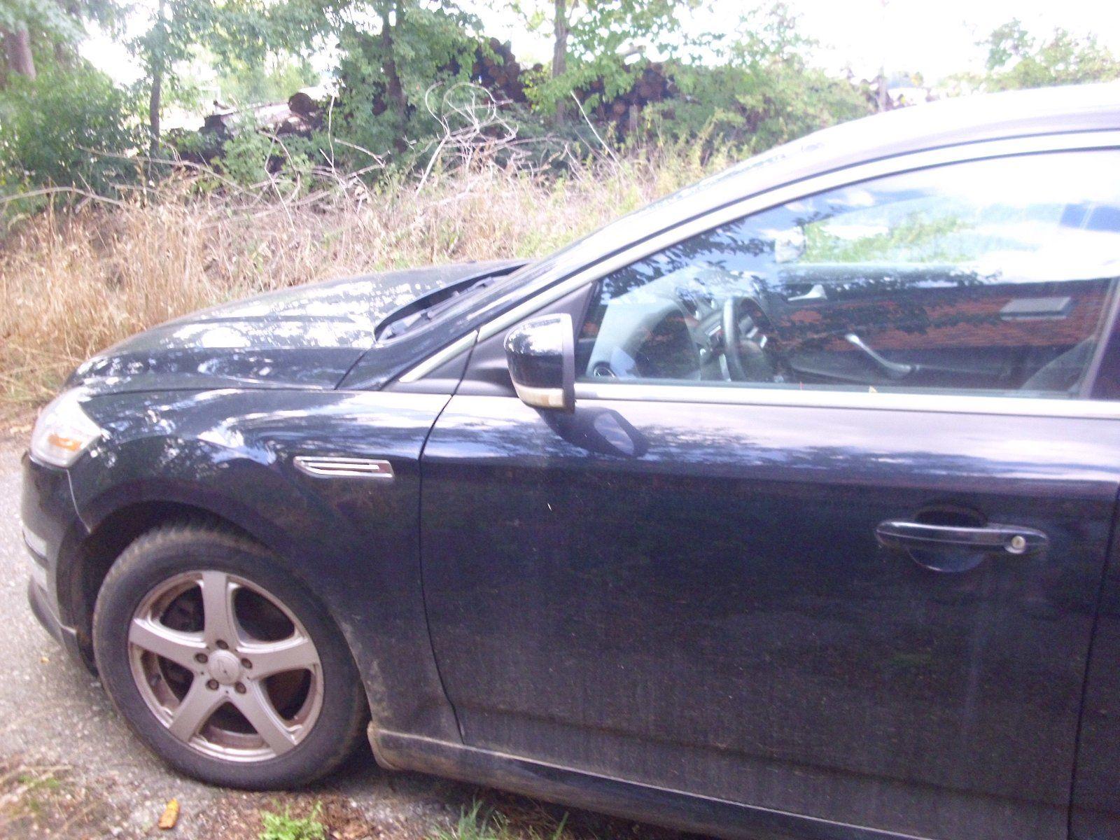 Ford Mondeo 2011 — салон
