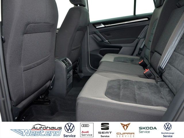 Fahrzeugabbildung Volkswagen Golf Sportsvan Highline 1.4l TSI 110kW DSG Pano