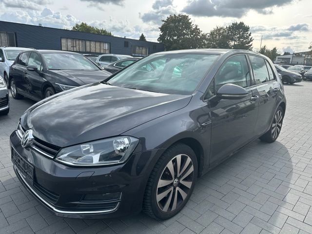 Volkswagen Golf 1.6 TDI LOUNGE DSG/NAVI/CLIMA/ACC/SHZ