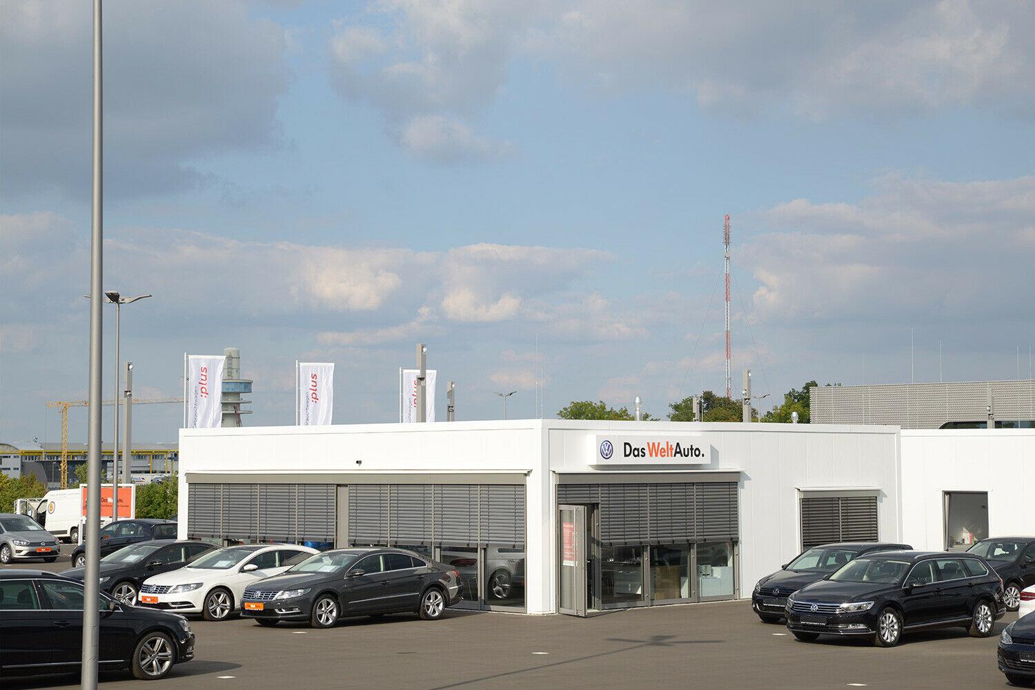 showroom-image-bottom