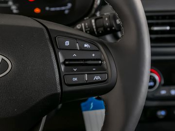 Hyundai i10 1.0 Trend Kamera Navi Spurhalteassistent DAB