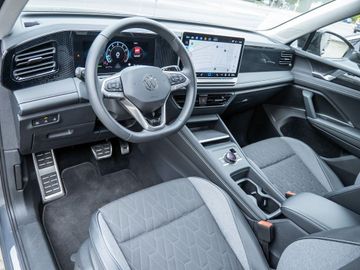 Volkswagen Tiguan - 9