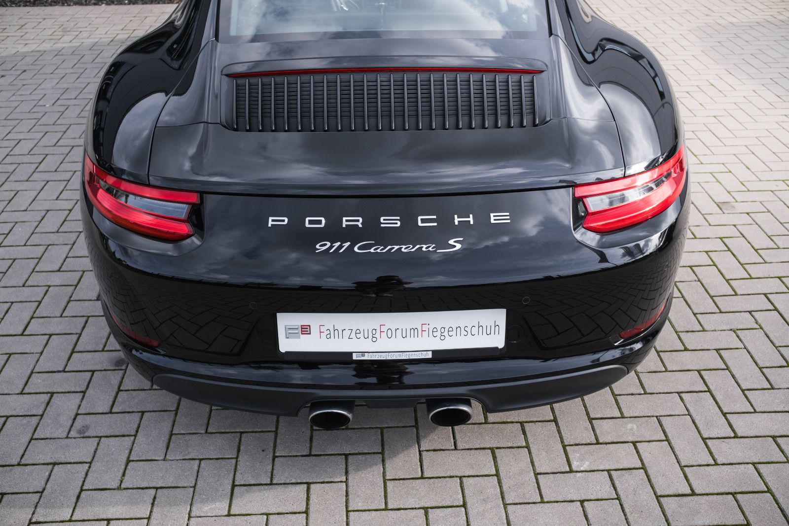 Fahrzeugabbildung Porsche 991.2 Carrera S-STEUER ausw.-Approved bis 29-TOP