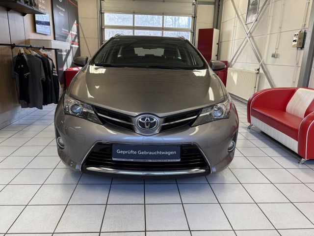 Toyota Auris Touring Sports 1.6 Valvematic Life