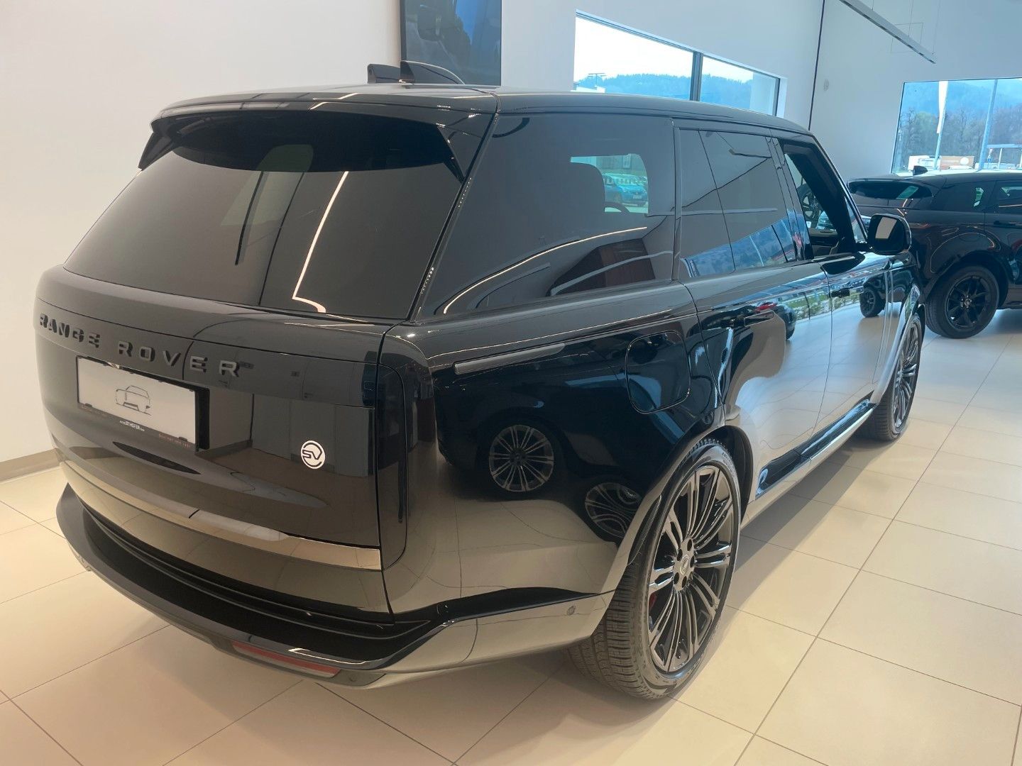 Land Rover Range Rover SV P615 imagem 3