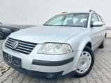 Volkswagen Passat Variant 2.HD|KLIMAAUTO|AHK|SHZ|TEMPOMAT - gebrauchte VW Passat Variant aus dem Jahr 2003