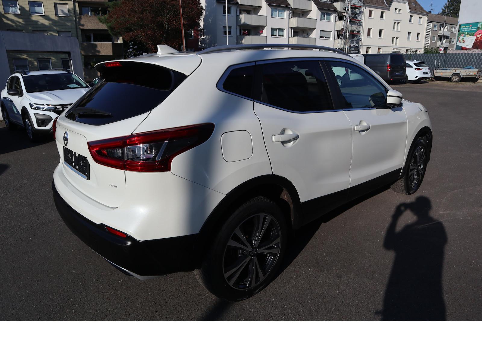 Nissan Qashqai N-Connecta Navi Tempo Scheckheftgepflegt