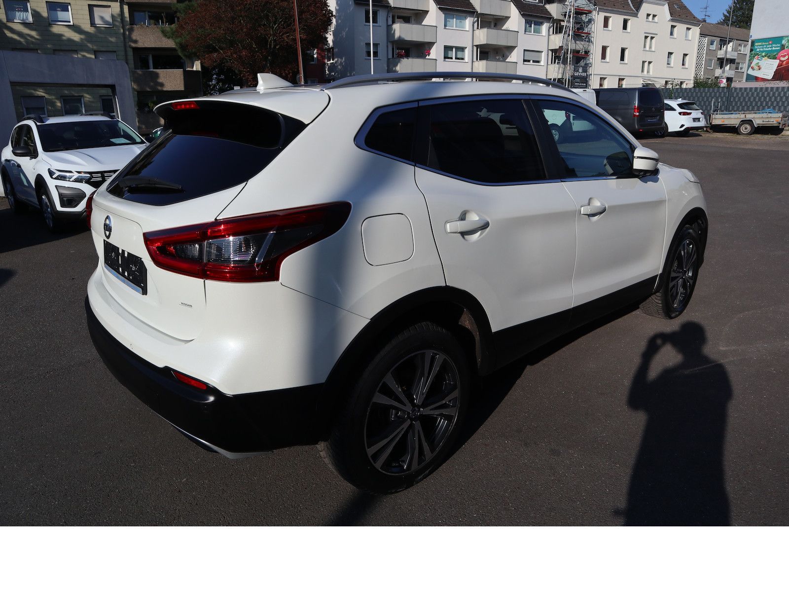Fahrzeugabbildung Nissan Qashqai N-Connecta Navi Tempo Scheckheftgepflegt