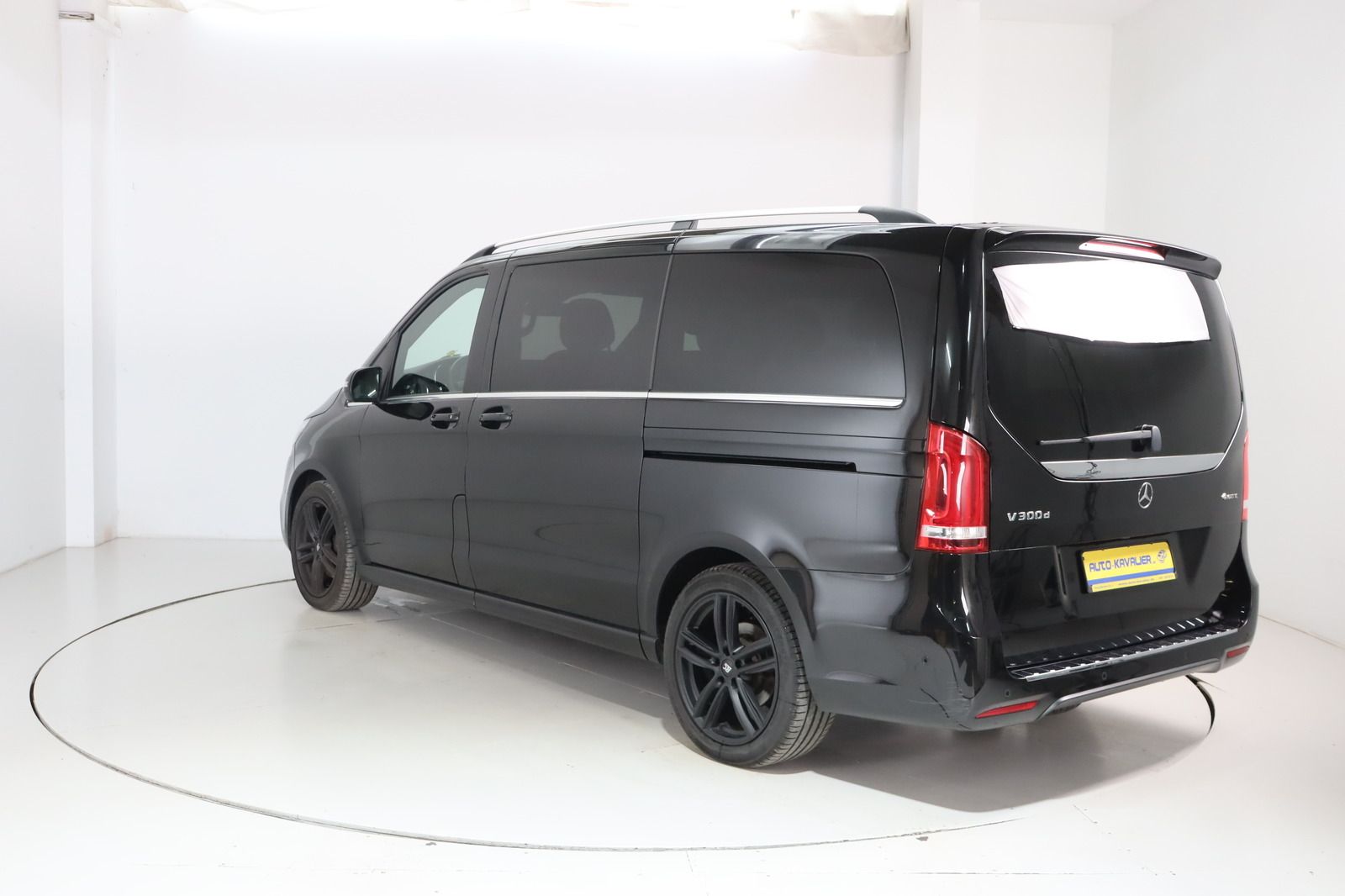 Fahrzeugabbildung Mercedes-Benz V 300 d AMG 4M * DIS * 360 * Burmeister