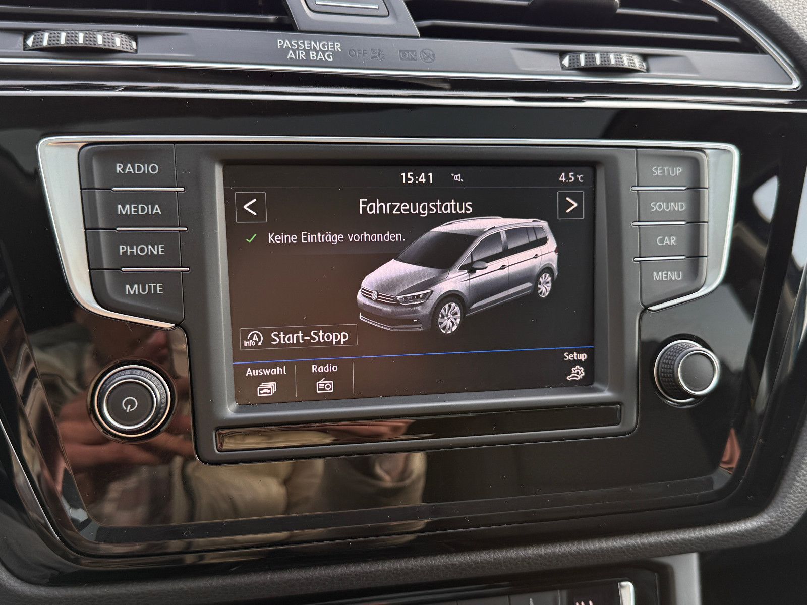 Fahrzeugabbildung Volkswagen Touran Comfortline ALLSTAR TSI ACC AHK Pano SHZ